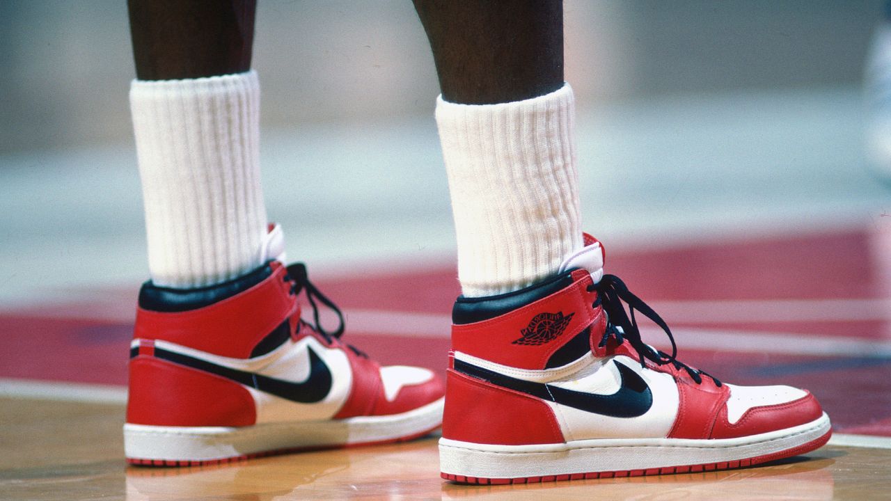 hierba Porcentaje Renunciar Llega a los cines AIR: La historia detrás de los icónicos botines Air Jordan  de Nike